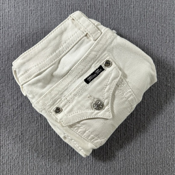 Miss Me Boyfriend Shorts Womens 27  White Mid Rise Denim Bermuda Shorts‎ - Picture 10 of 10